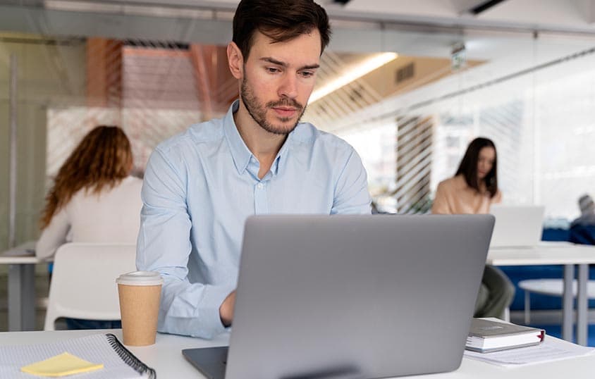 حجز دومين مجاني: العيوب والميّزات